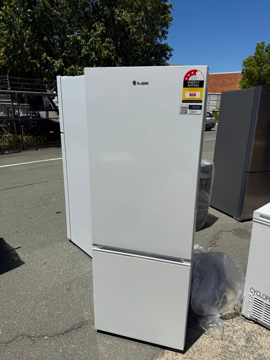 Factory second Westinghouse 308 L Bottom Mount Fridge – WBB3100WK (White) - Second Hand Appliances Geebung