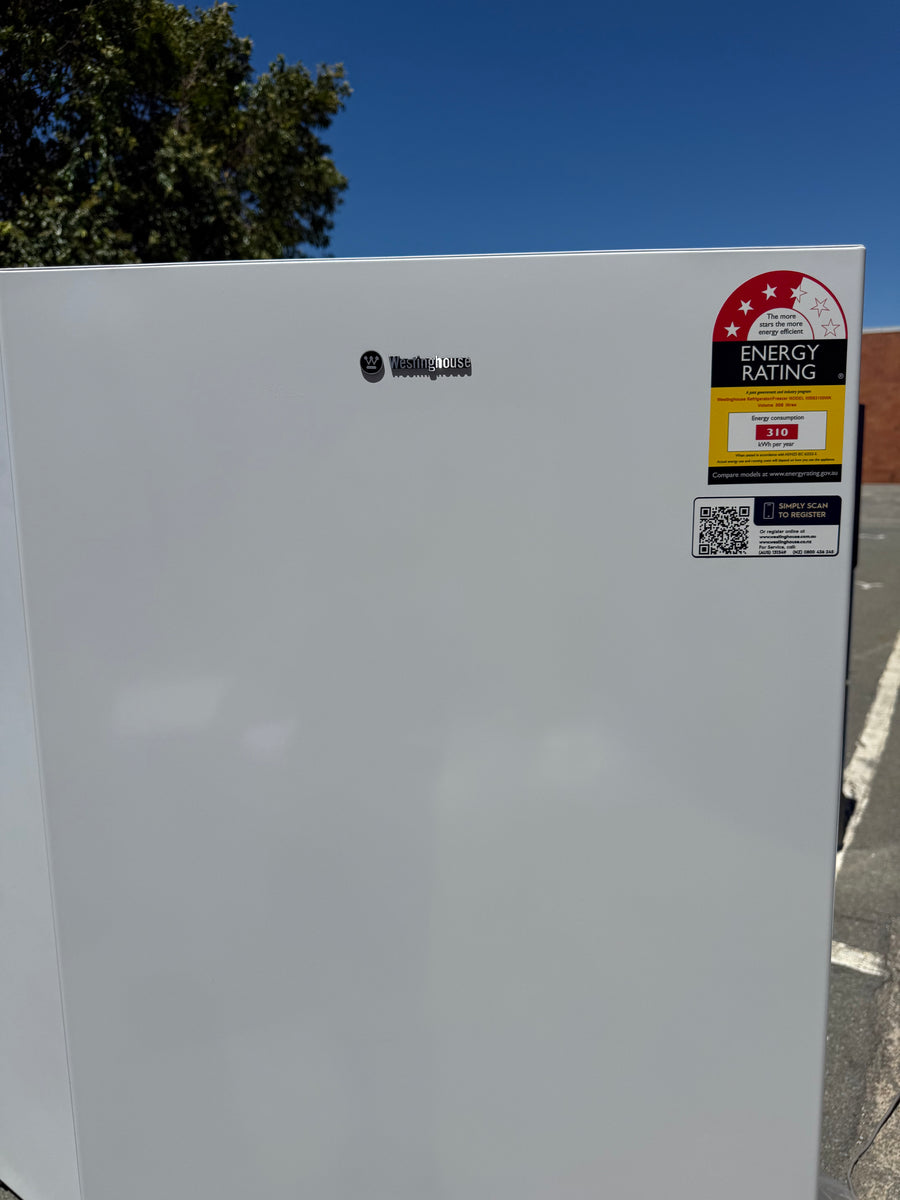 Factory second Westinghouse 308 L Bottom Mount Fridge – WBB3100WK (White) - Second Hand Appliances Geebung