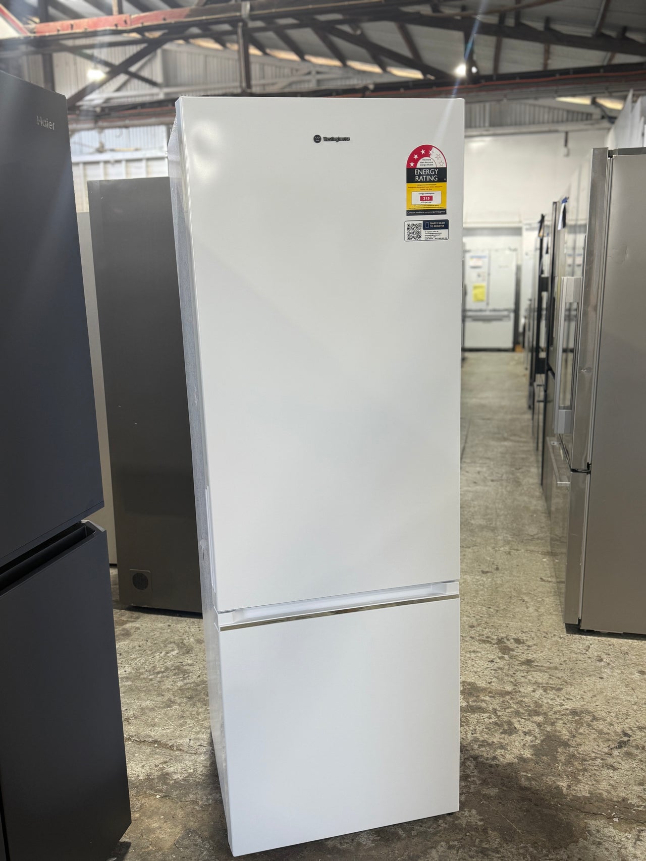 Factory second Westinghouse 335L Bottom Mount Fridge White WBB3400WK - Second Hand Appliances Geebung
