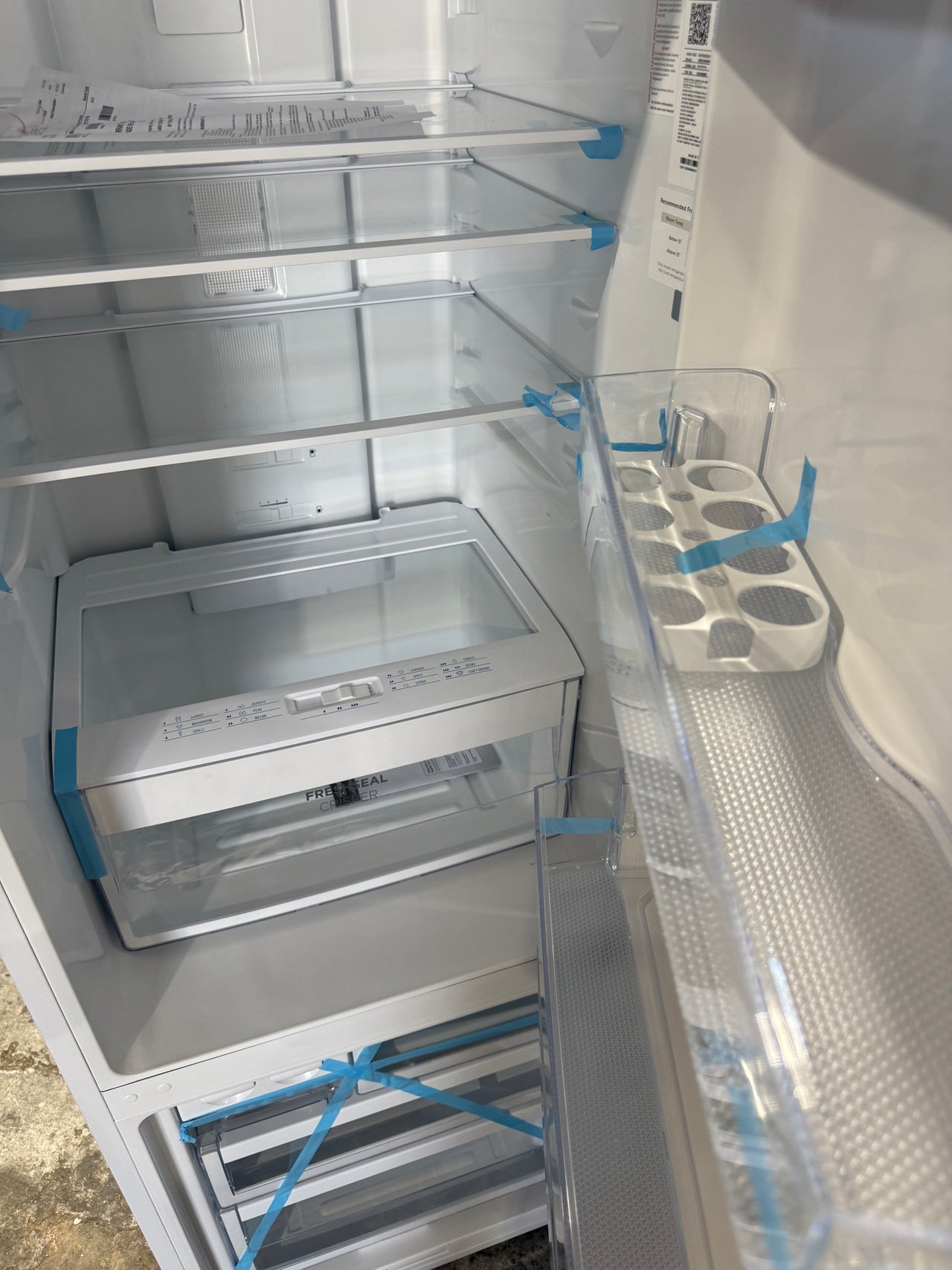 Factory second Westinghouse 335L Bottom Mount Fridge White WBB3400WK - Second Hand Appliances Geebung