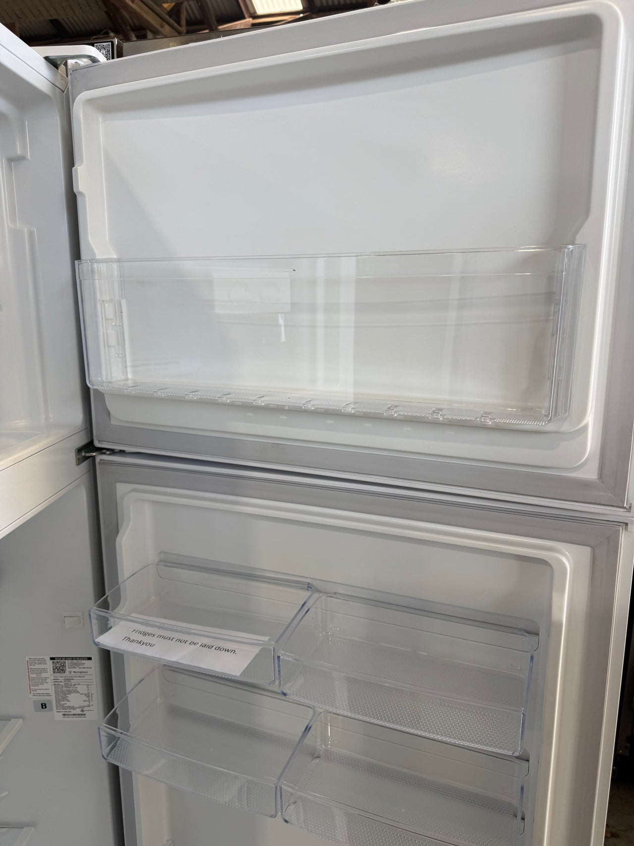 Factory second Westinghouse 431L Top Mount Refrigerator WTM4302WD - Second Hand Appliances Geebung