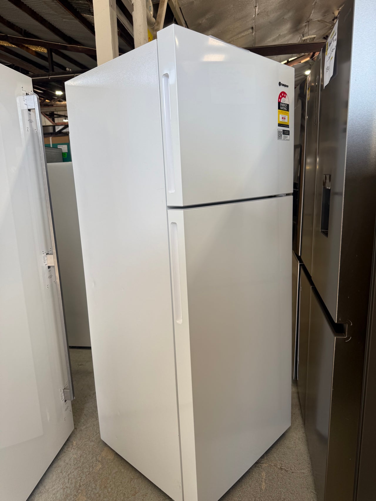 Factory second Westinghouse 431L Top Mount Refrigerator WTM4302WD - Second Hand Appliances Geebung