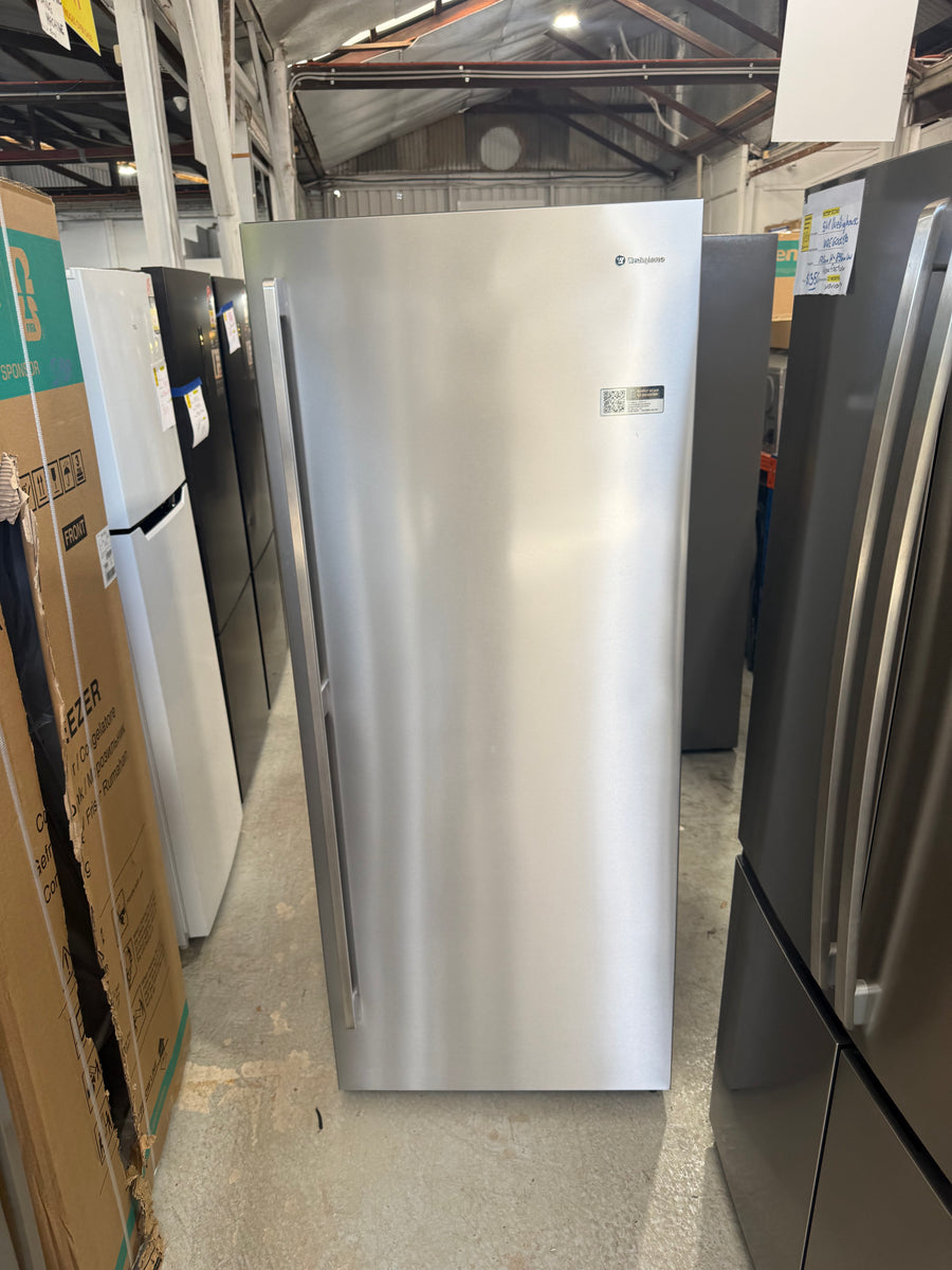 Factory second Westinghouse 466L Single Door Upright Fridge – Stainless Steel Model: WRB5004SC(NAT) - Second Hand Appliances Geebung