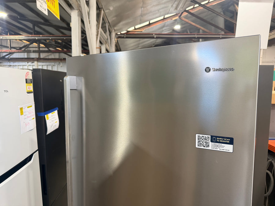 Factory second Westinghouse 466L Single Door Upright Fridge – Stainless Steel Model: WRB5004SC(NAT) - Second Hand Appliances Geebung