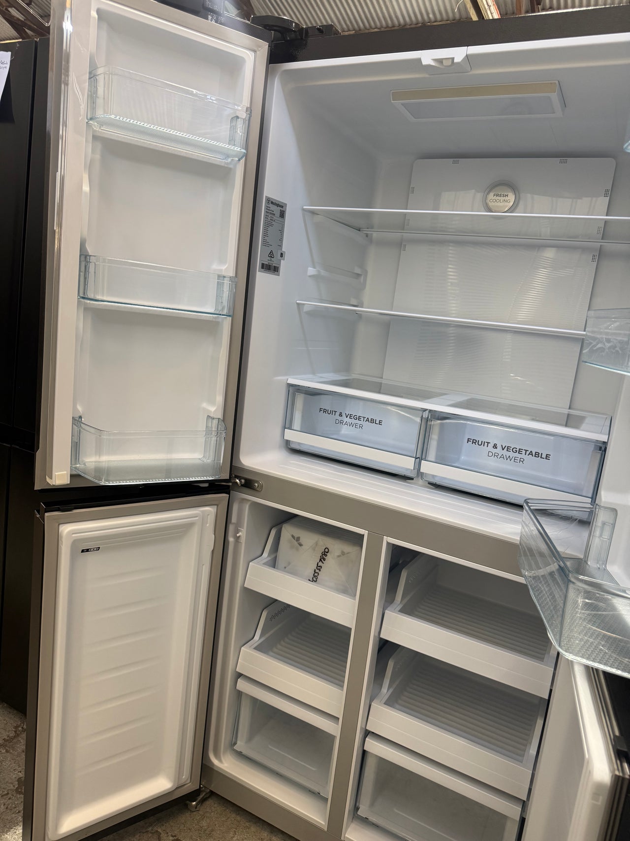 Factory second Westinghouse 496L French Door Refrigerator – WQE4900BA - Second Hand Appliances Geebung