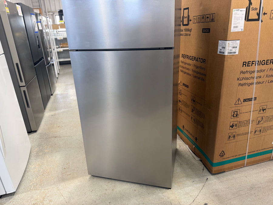 Factory second Westinghouse 503L Top Mount Refrigerator – Silver (WTM5002SD) - Second Hand Appliances Geebung