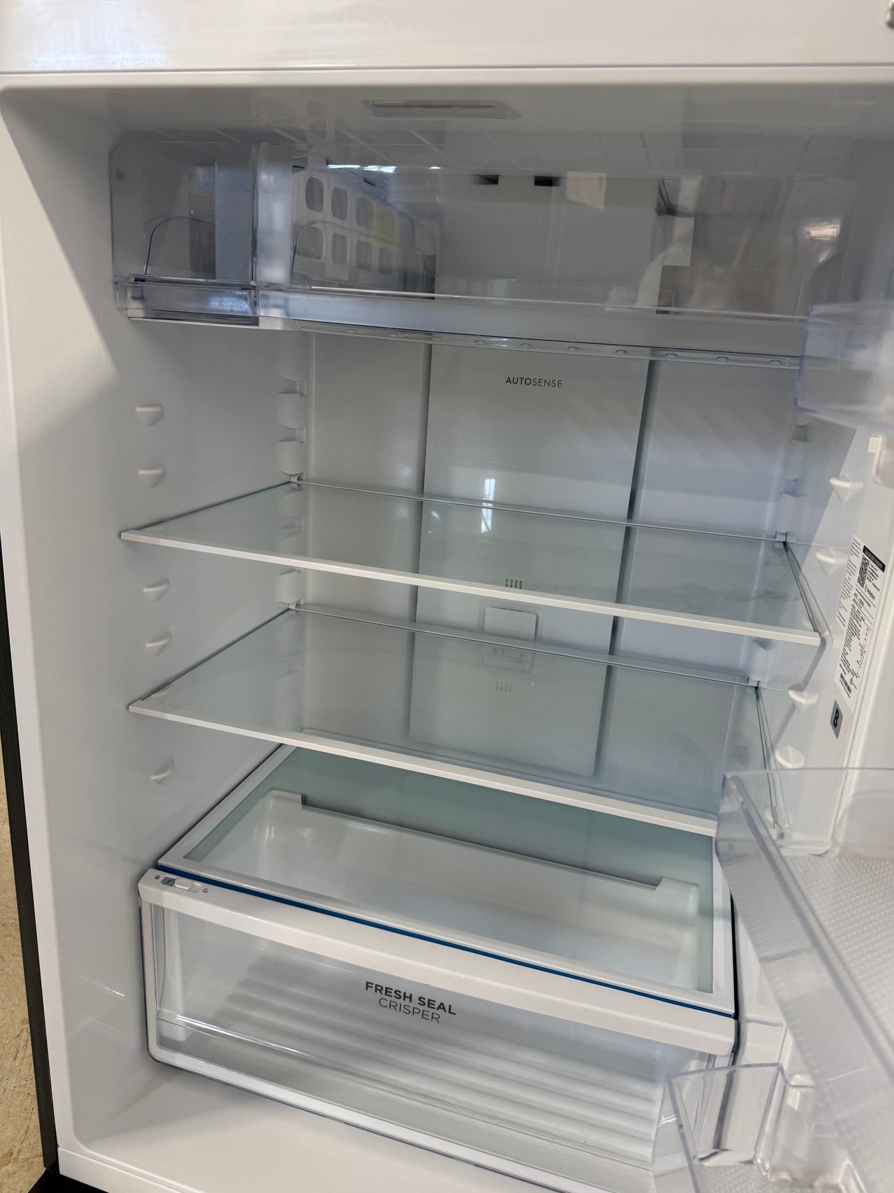 Factory second Westinghouse 503L Top Mount Refrigerator – Silver (WTM5002SD) - Second Hand Appliances Geebung