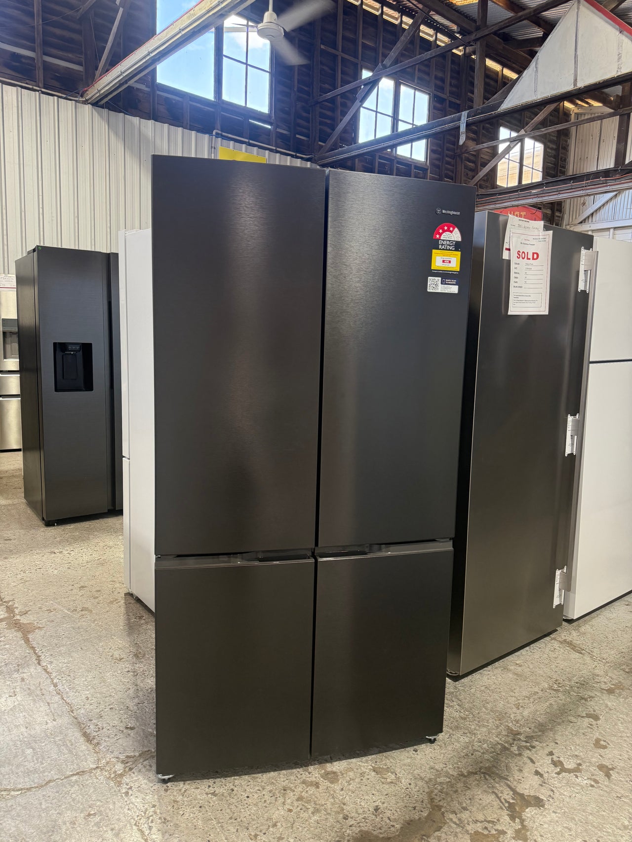 Factory second Westinghouse 547L Quad Door Fridge – WQE5400BD - Second Hand Appliances Geebung