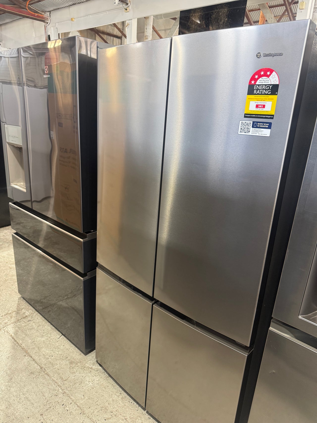 Factory second Westinghouse 547L Quad Door Refrigerator  WQE5400SD - Second Hand Appliances Geebung