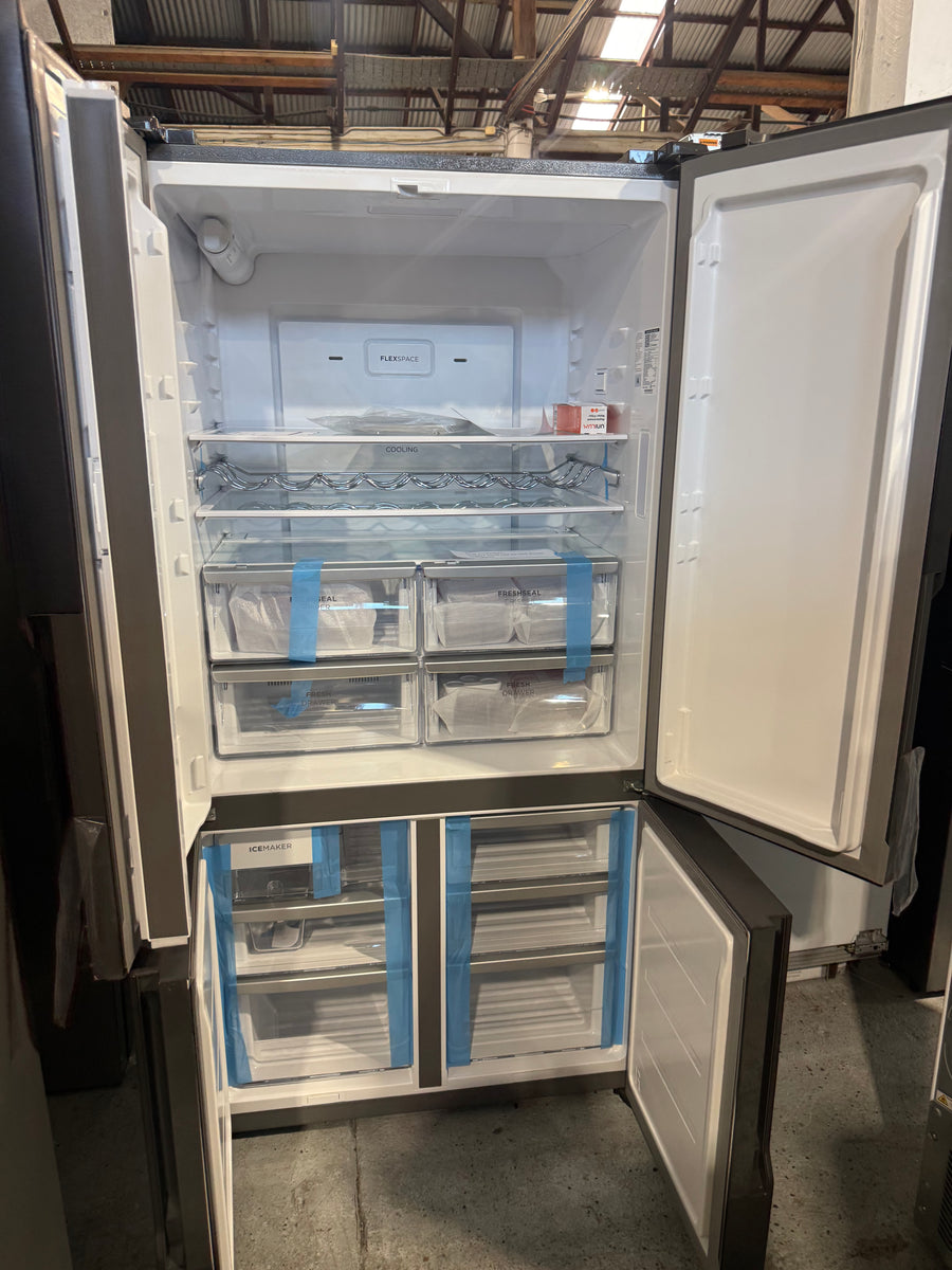 Factory second Westinghouse 564L French Door Refrigerator – Matte Black  Model: WQE5650BA(NAT) - Second Hand Appliances Geebung