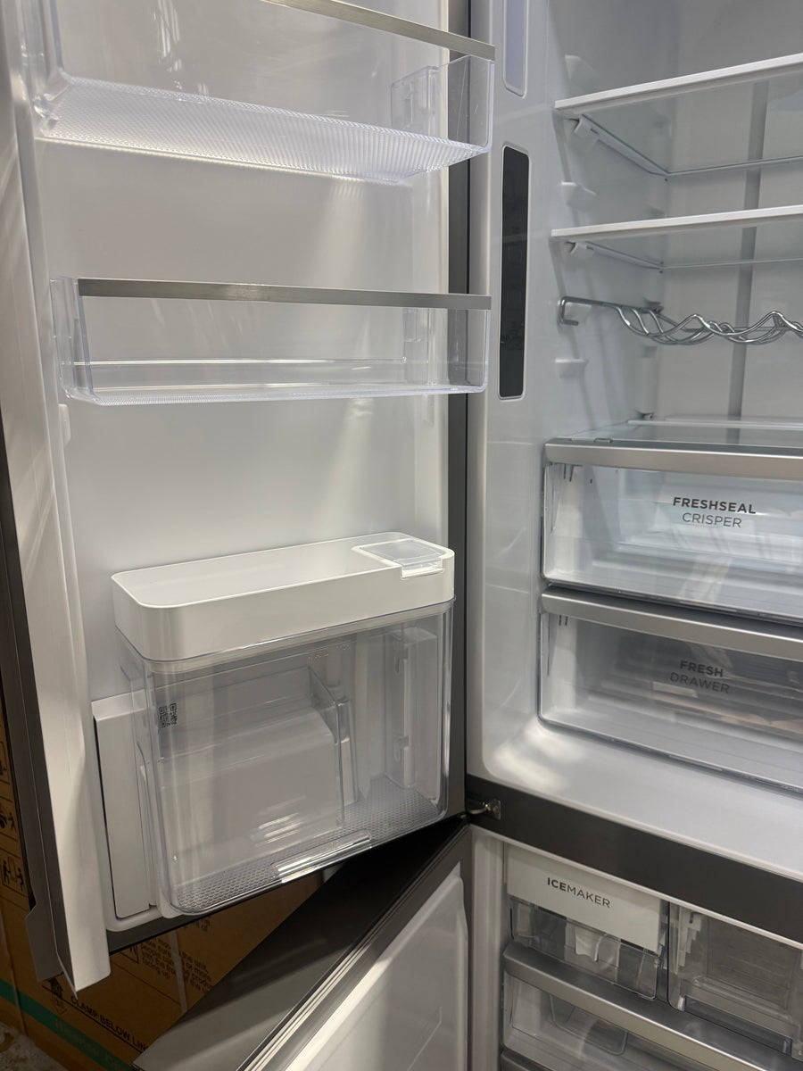 Factory second Westinghouse 564L French Quad Door Fridge WQE5660BA (Matte Charcoal Black) - Second Hand Appliances Geebung