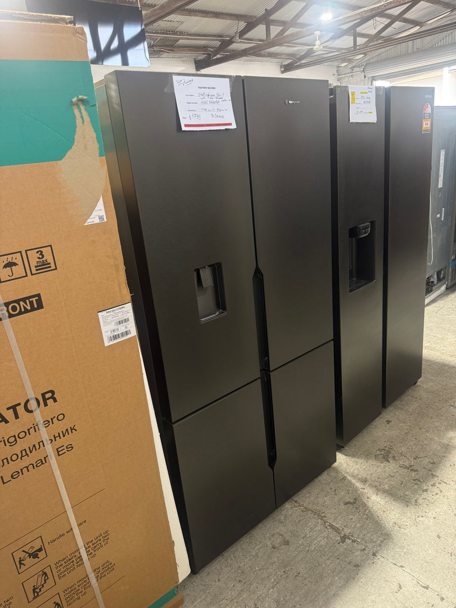 Factory second Westinghouse 564L French Quad Door Fridge WQE5660BA (Matte Charcoal Black) - Second Hand Appliances Geebung