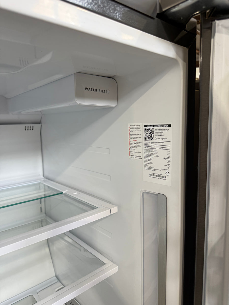 Factory second Westinghouse 609L Quad Door Refrigerator — Model WQE6170BB - Second Hand Appliances Geebung