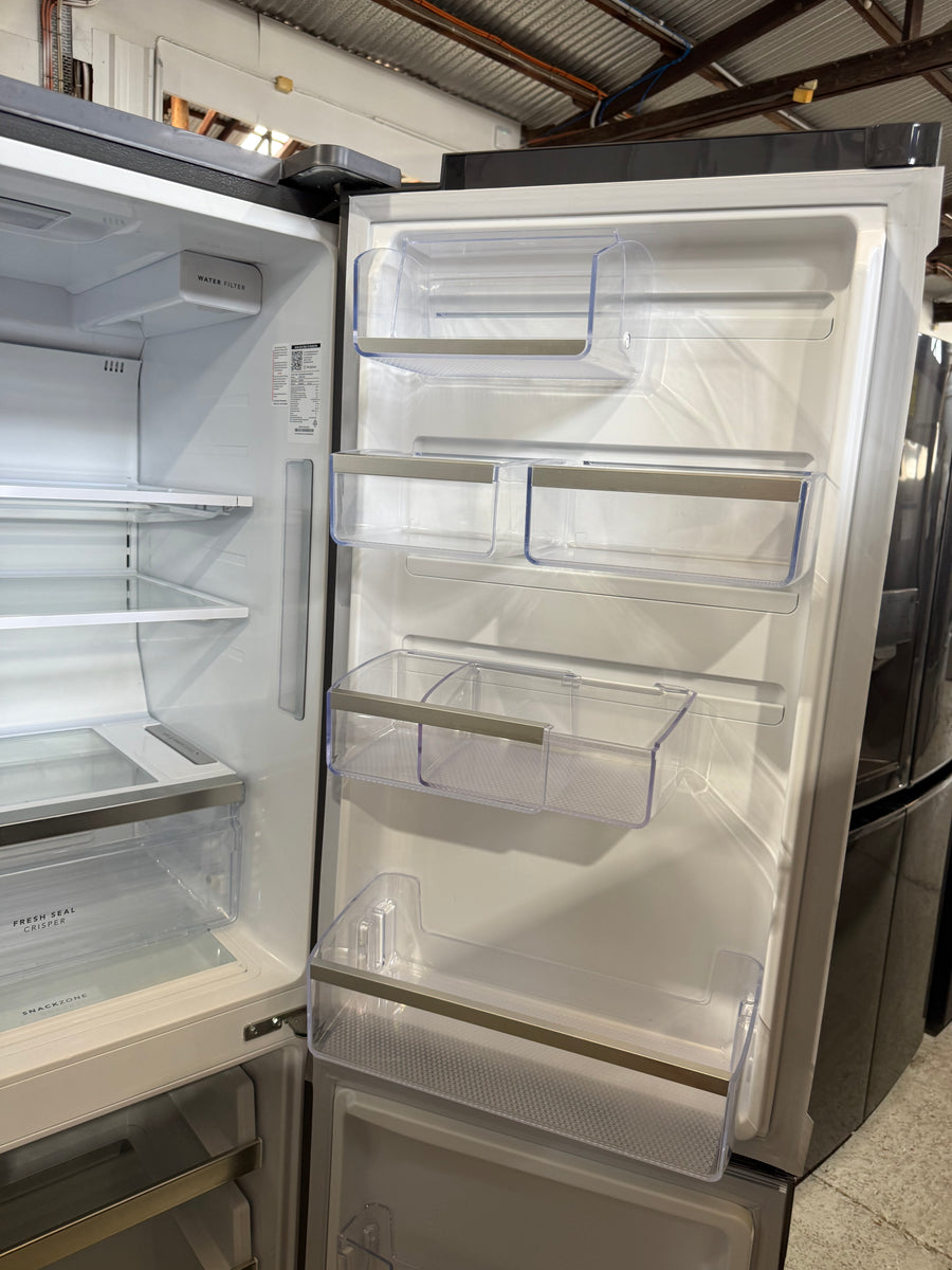 Factory second Westinghouse 609L Quad Door Refrigerator — Model WQE6170BB - Second Hand Appliances Geebung