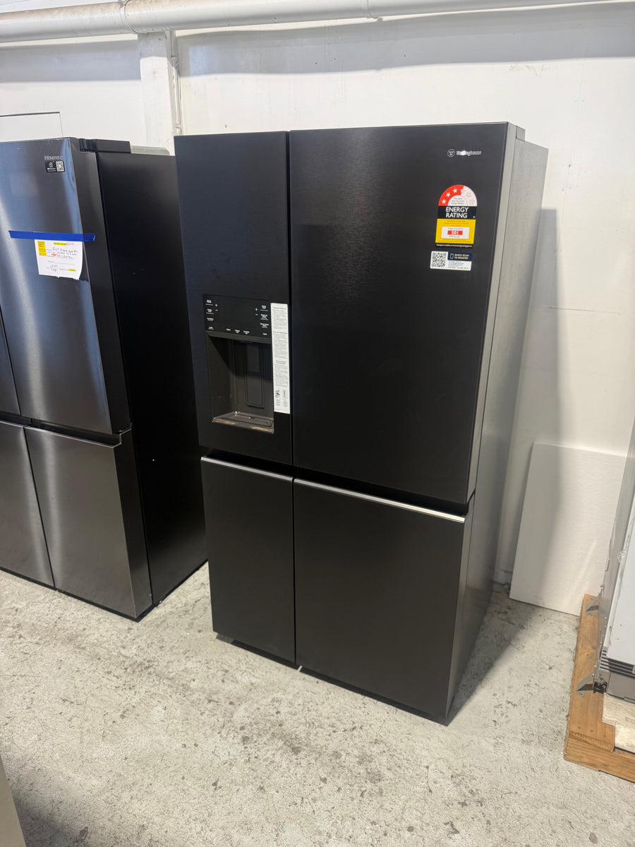 Factory second Westinghouse 609L Quad Door Refrigerator — Model WQE6170BB(NAT) - Second Hand Appliances Geebung