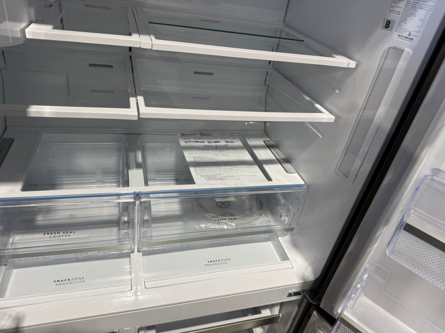 Factory second Westinghouse 609L Quad Door Refrigerator — Model WQE6170BB(NAT) - Second Hand Appliances Geebung