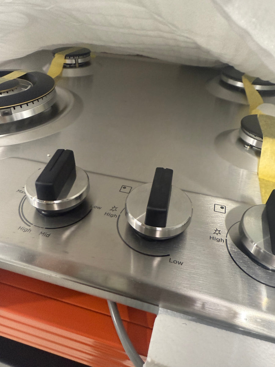 Factory second Westinghouse 60cm 4 Burner Stainless Steel Gas Cooktop WHG648SC - Second Hand Appliances Geebung
