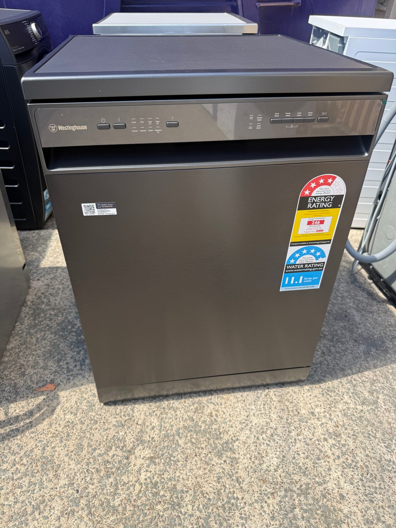 Factory second Westinghouse 60cm Dark Stainless Freestanding Dishwasher – WSF6606KXC - Second Hand Appliances Geebung