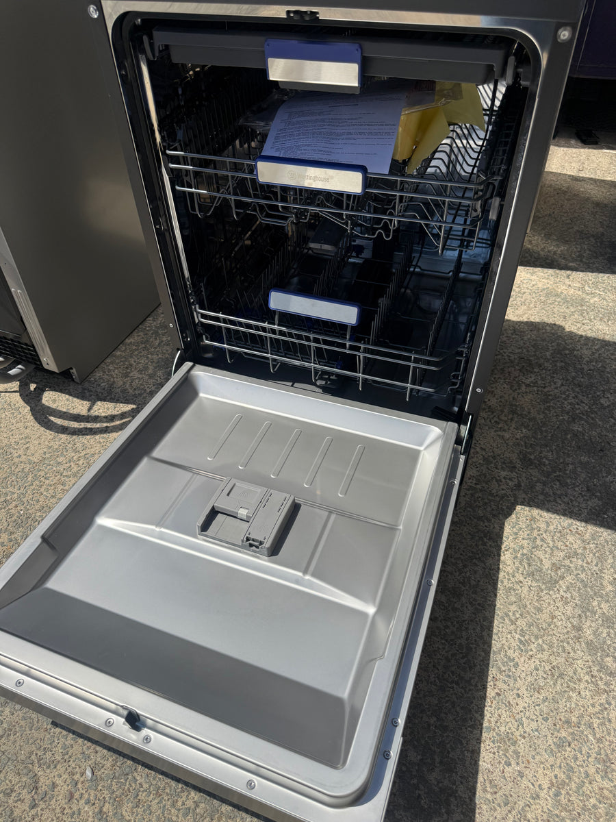 Factory second Westinghouse 60cm Dark Stainless Freestanding Dishwasher – WSF6606KXC - Second Hand Appliances Geebung