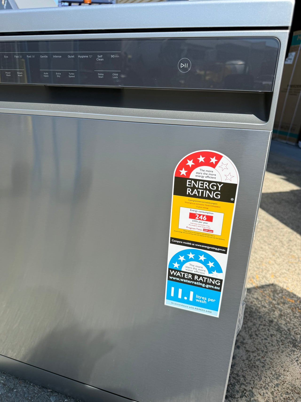 Factory second Westinghouse 60cm Freestanding Dishwasher – Stainless Steel Model: WSF6608XC - Second Hand Appliances Geebung