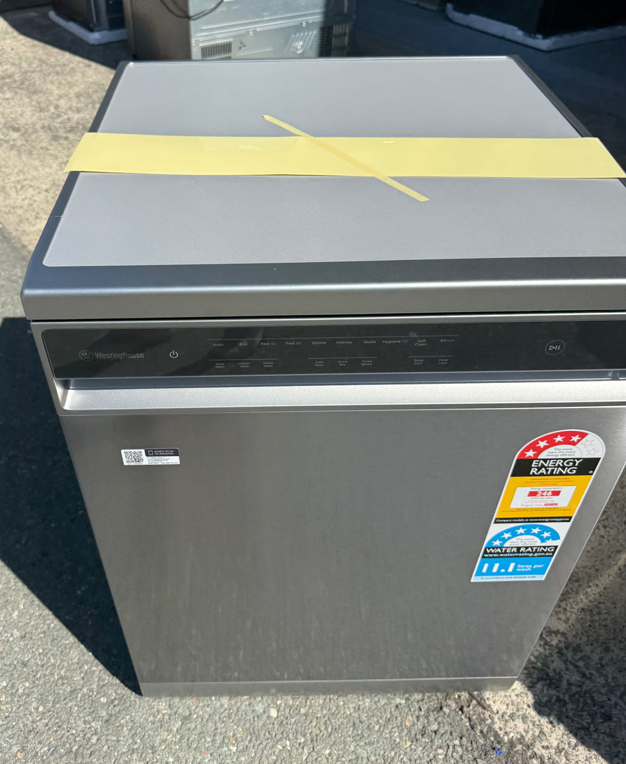Factory second Westinghouse 60cm Freestanding Dishwasher – Stainless Steel Model: WSF6608XC - Second Hand Appliances Geebung