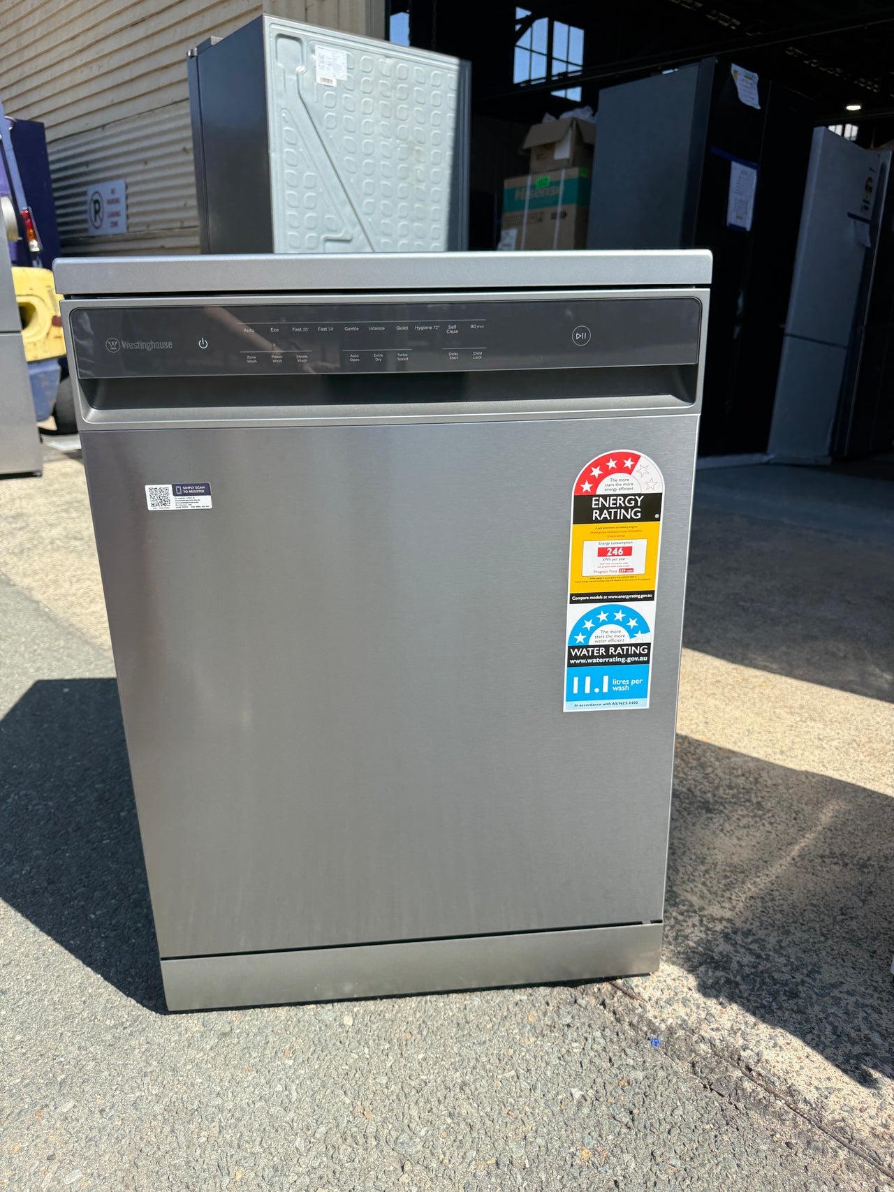 Factory second Westinghouse 60cm Freestanding Dishwasher – Stainless Steel Model: WSF6608XC - Second Hand Appliances Geebung