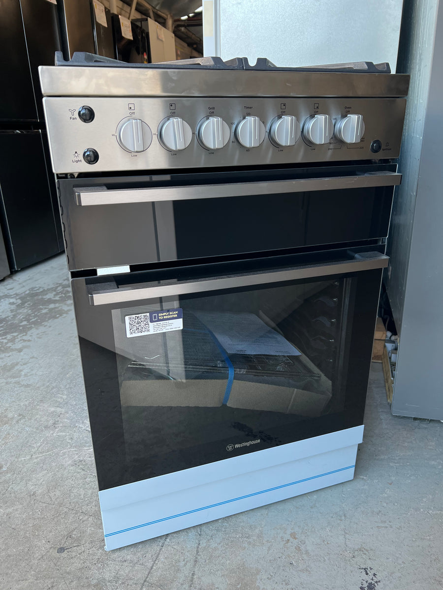 Factory second Westinghouse 60cm Freestanding Natural Gas Oven/Stove WFG612SCNG - Second Hand Appliances Geebung