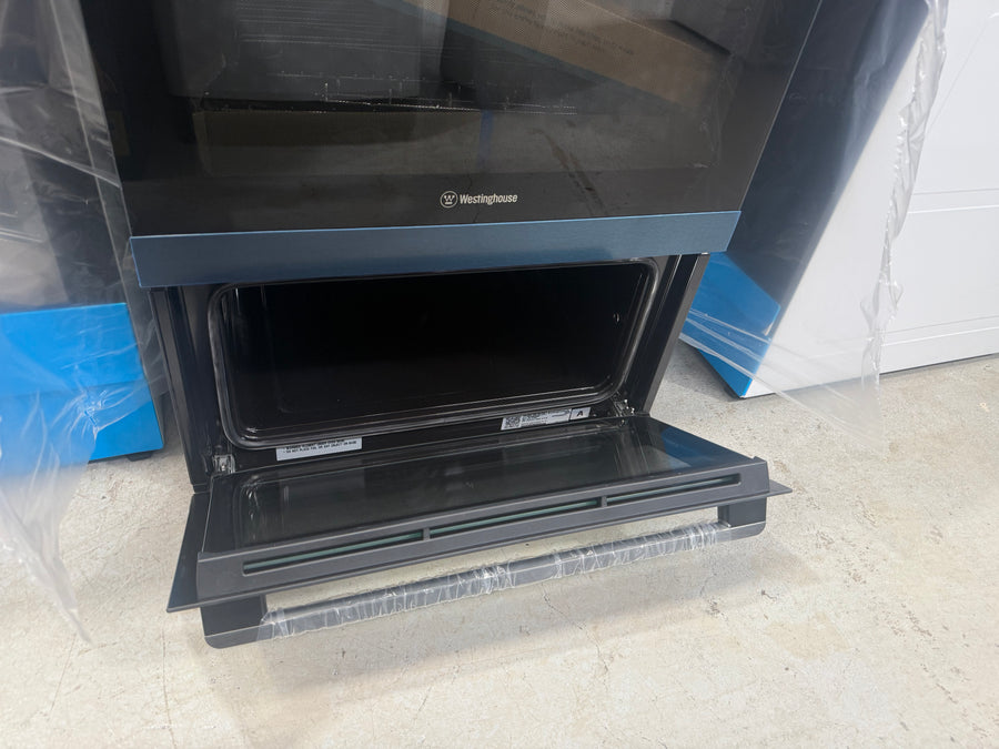 Factory second Westinghouse 60cm Multi-Function Double Oven Dark Stainless Steel WVE6526DD(NAT) - Second Hand Appliances Geebung