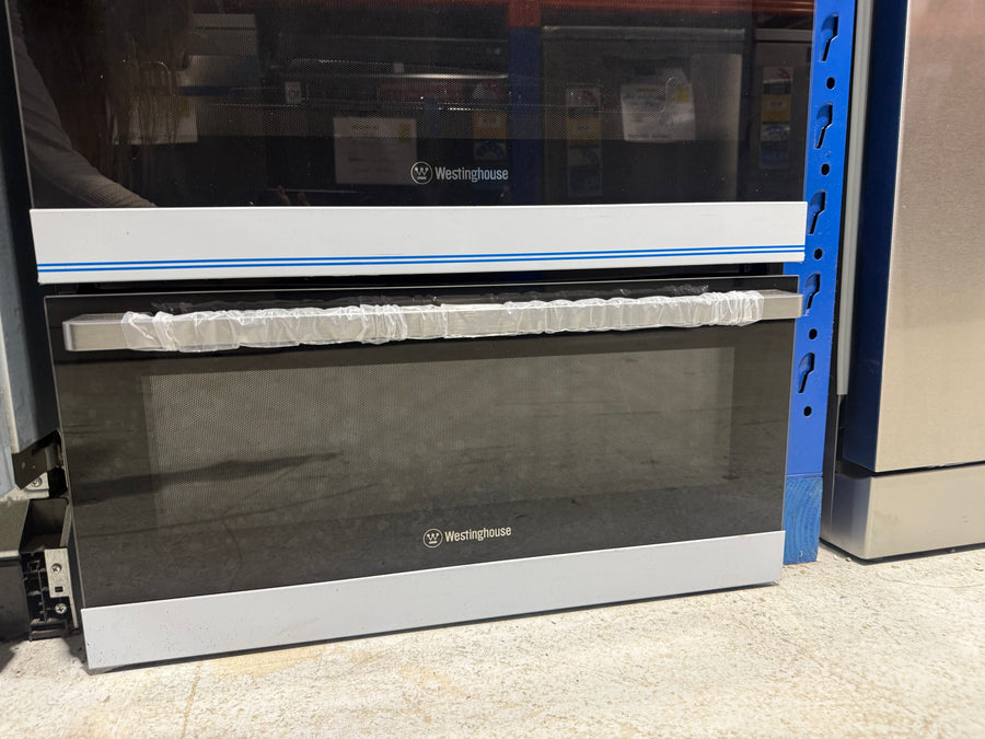 Factory second Westinghouse 60cm Multi-Function Double Oven – Stainless Steel Model: WVE6525SD - Second Hand Appliances Geebung