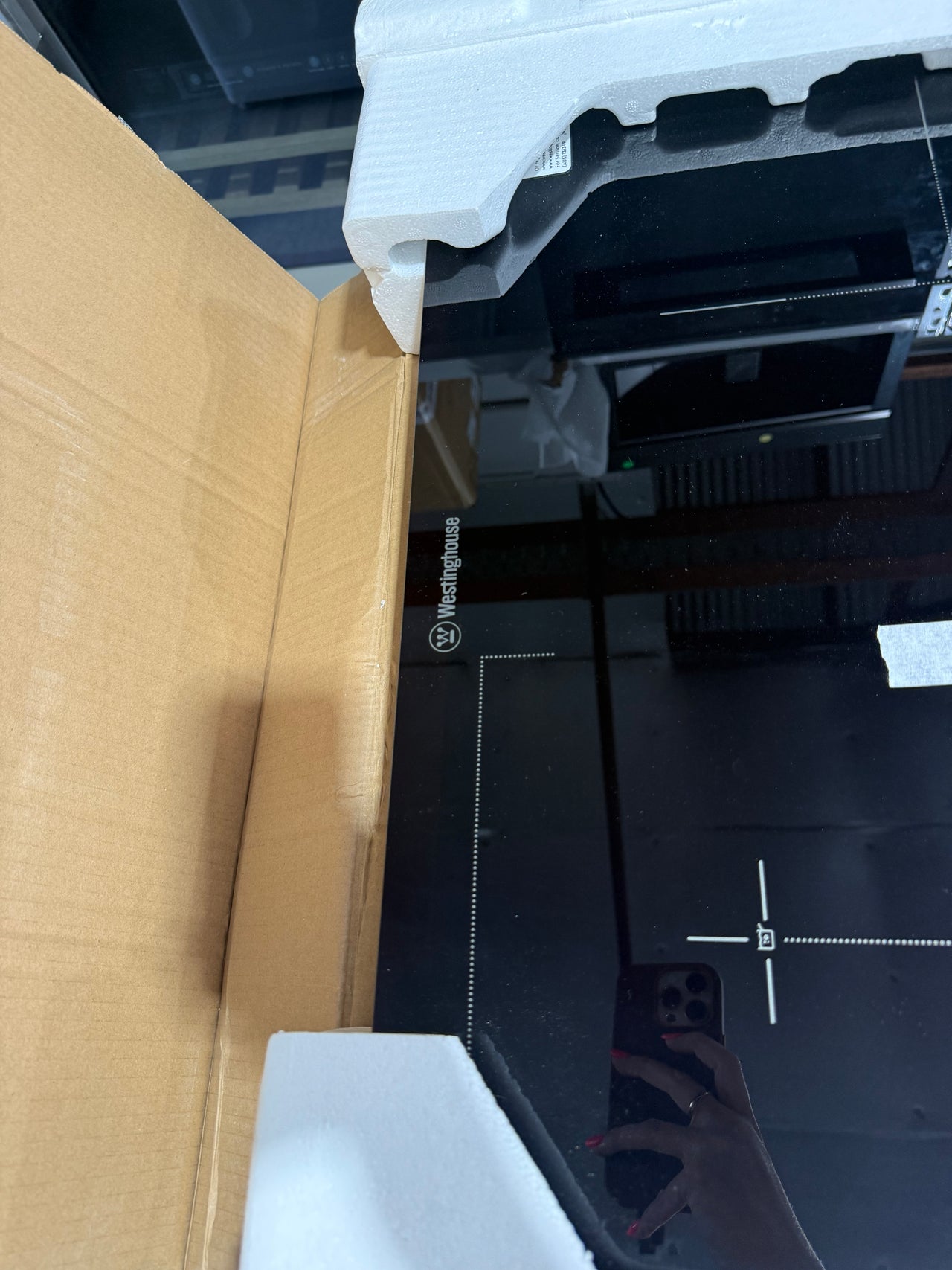 Factory second Westinghouse 60cm Powerlite 4 Zone Induction Cooktop WHI642BE - Second Hand Appliances Geebung