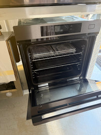 Thumbnail for Buy Factory second Westinghouse 60cm Pyrolytic Steam & AirFry Built-In Oven – Dark Stainless Steel |  | [product_variant] | Second Hand Appliances Geebung Brisbane