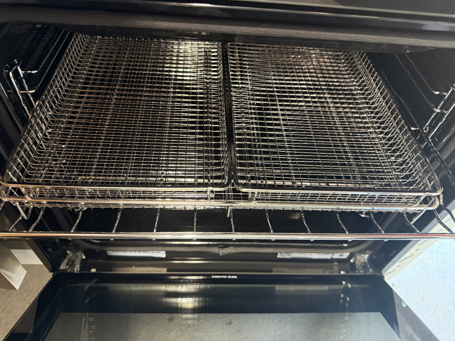 Buy Factory second Westinghouse 60cm Pyrolytic Steam & AirFry Built-In Oven – Dark Stainless Steel |  | [product_variant] | Second Hand Appliances Geebung Brisbane