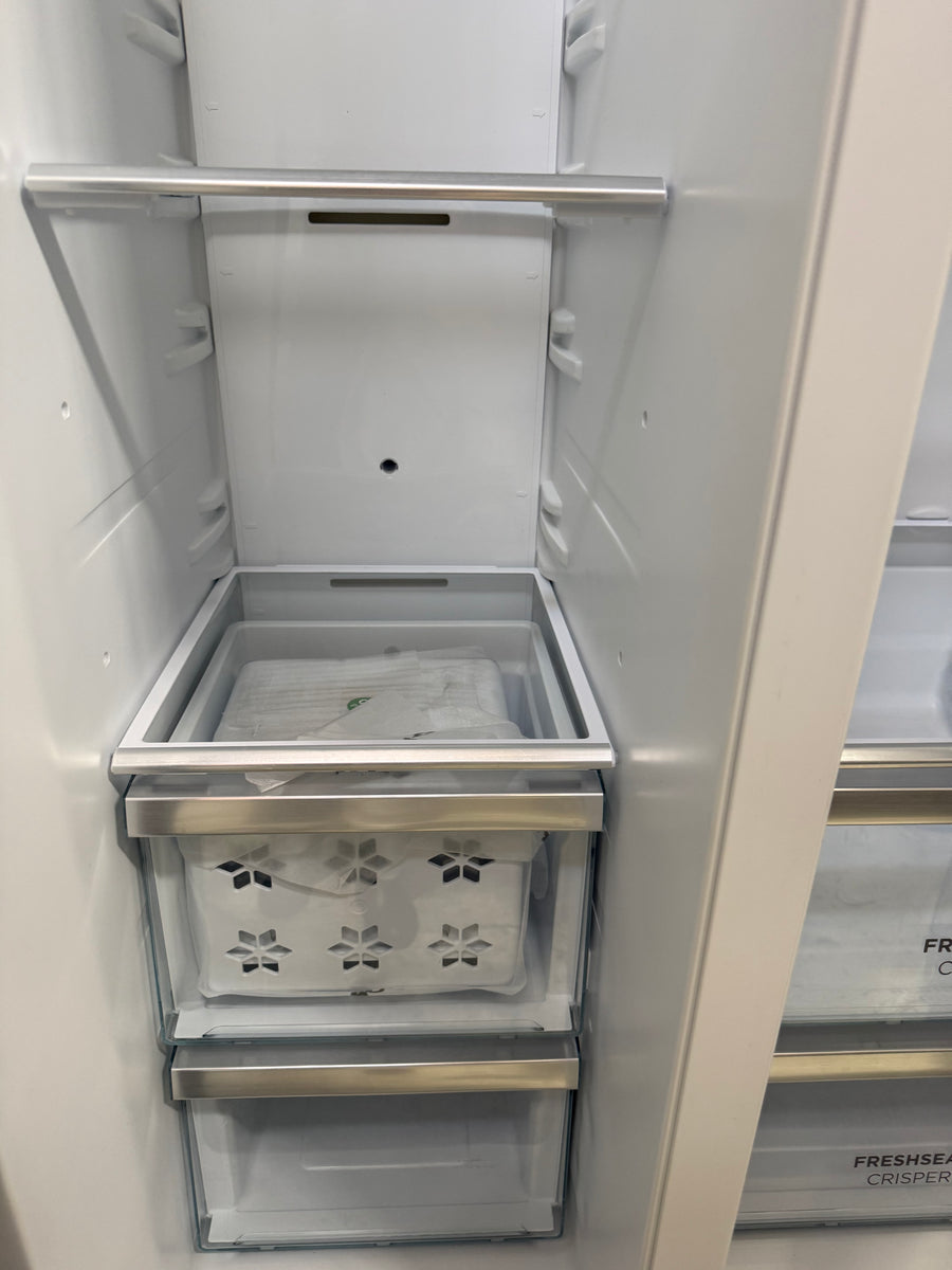 Factory second Westinghouse 664L Side by Side Refrigerator – Black Stainless Steel Model: WSE6640BA - Second Hand Appliances Geebung