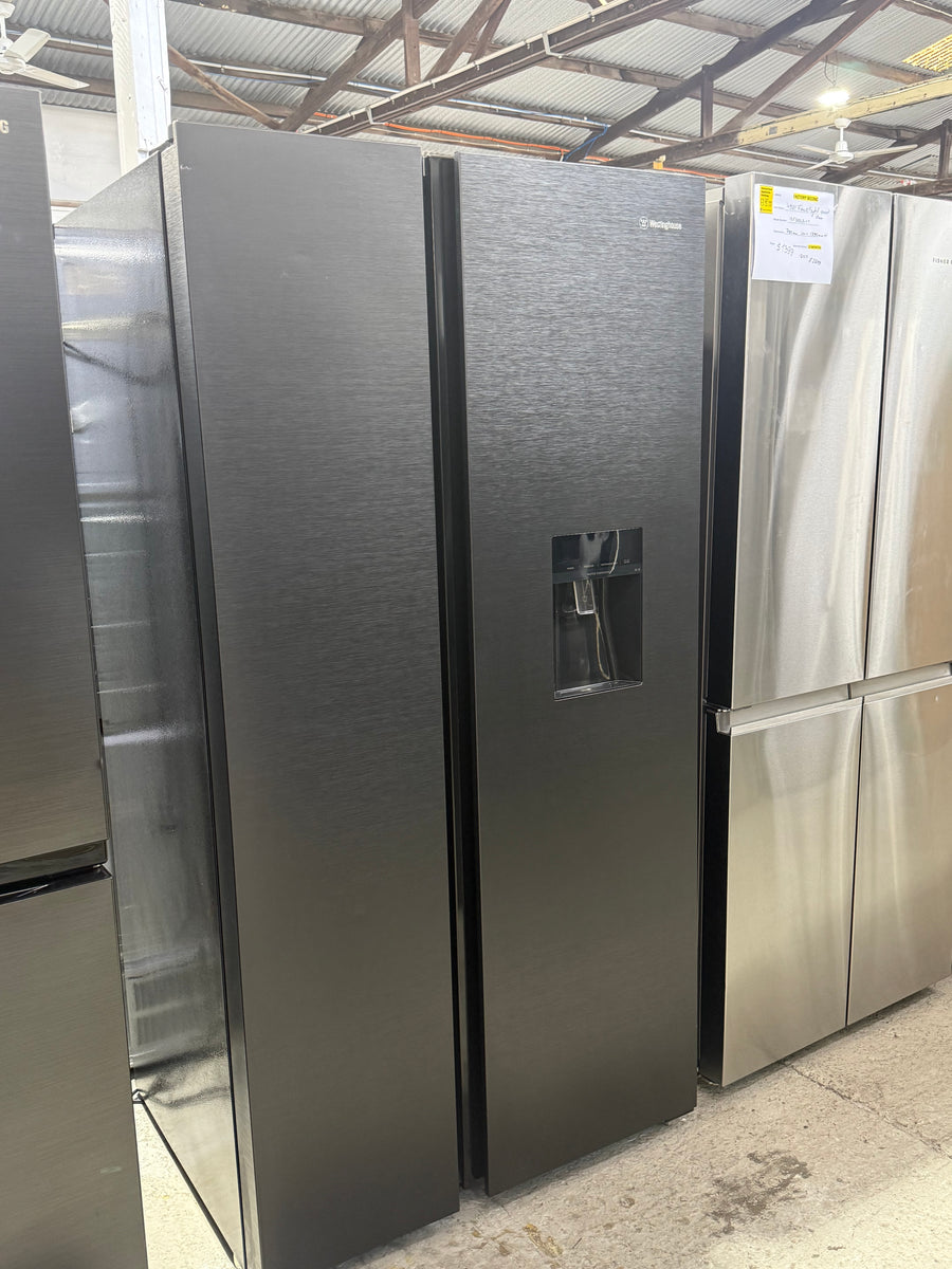 Factory second Westinghouse 664L Side by Side Refrigerator – Black Stainless Steel Model: WSE6640BA - Second Hand Appliances Geebung