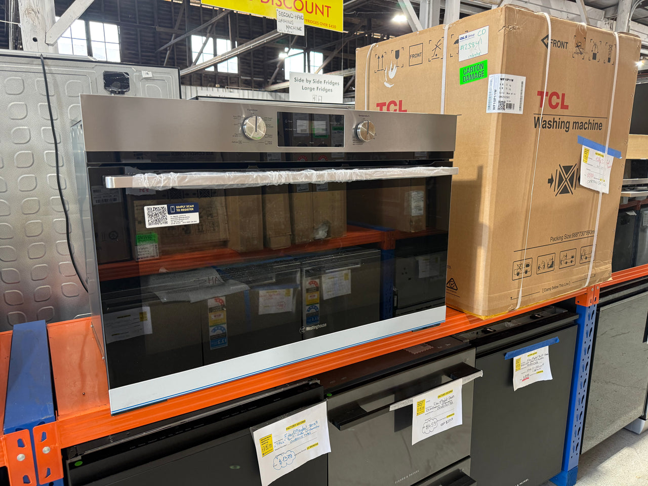 Factory second Westinghouse 90cm Multi-Function Oven Stainless Steel WVE9515SD - Second Hand Appliances Geebung