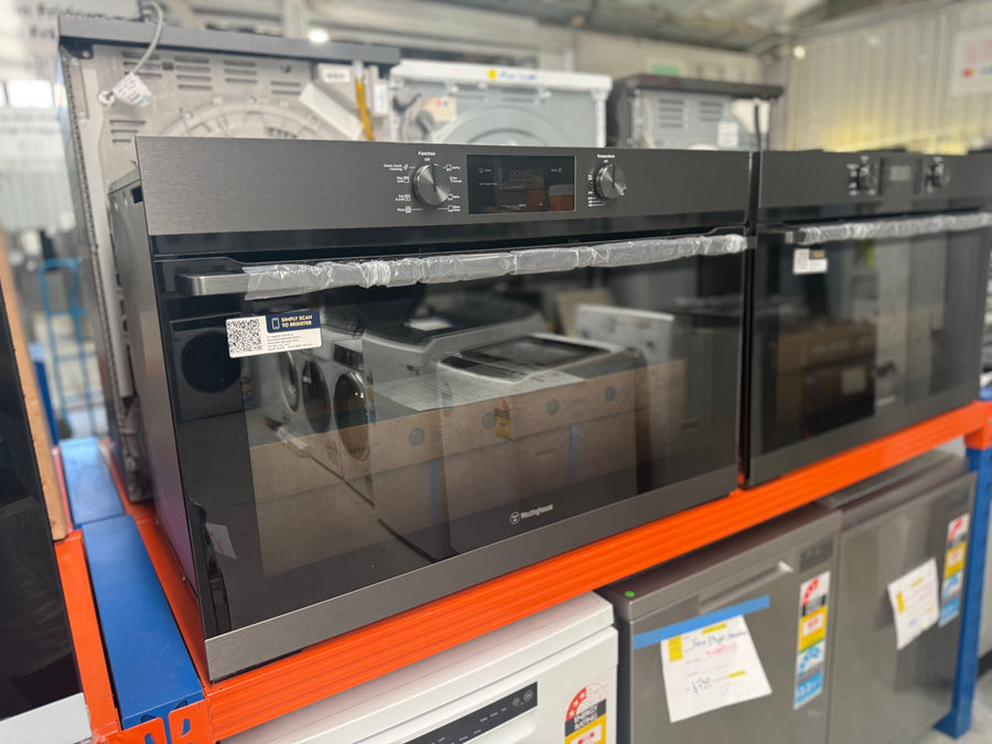 Factory second Westinghouse 90cm Multi-Function Oven with AirFry Dark Stainless Steel WVE9516DD - Second Hand Appliances Geebung