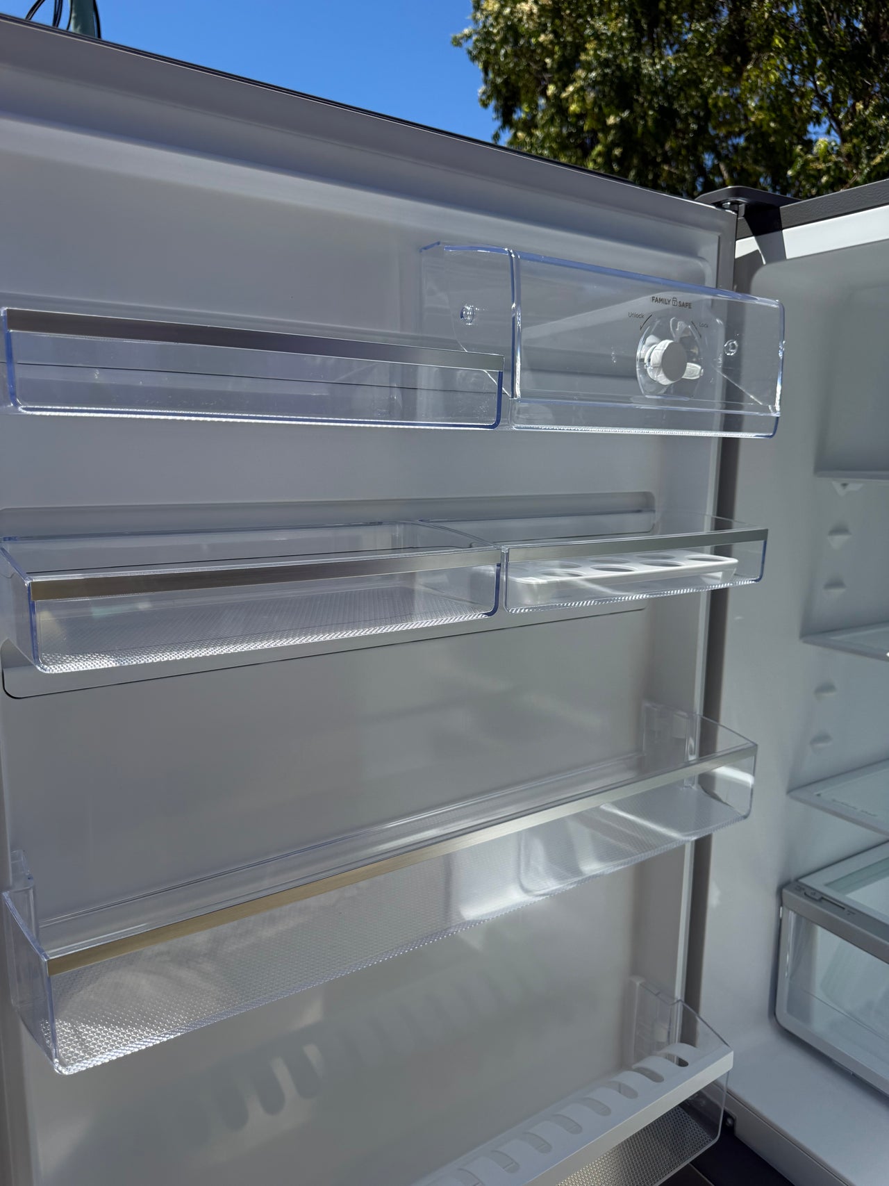 Factory second Westinghouse WBE5300SC-L 496L Stainless Steel Bottom Mount Frost Free Left Hinge Fridge - Second Hand Appliances Geebung