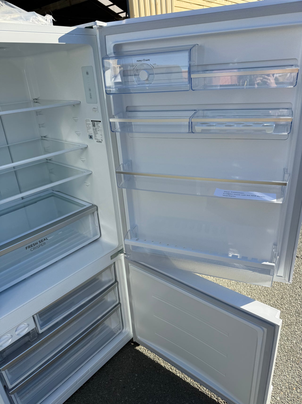 Factory second Westinghouse WBE5300WCR 496L Bottom Mount Fridge - Second Hand Appliances Geebung