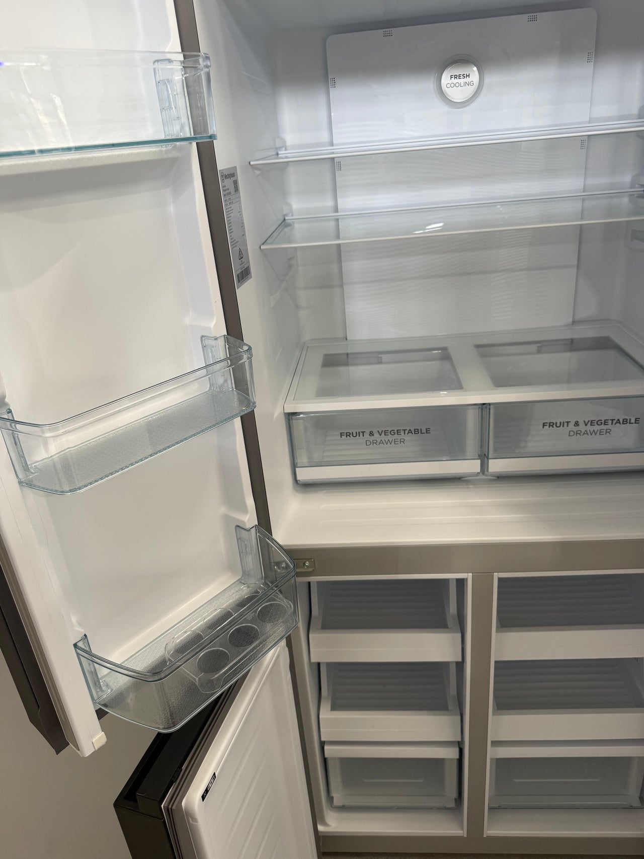 Factory second Westinghouse WQE4960BA – 496L Quad Door Refrigerator (Black) - Second Hand Appliances Geebung