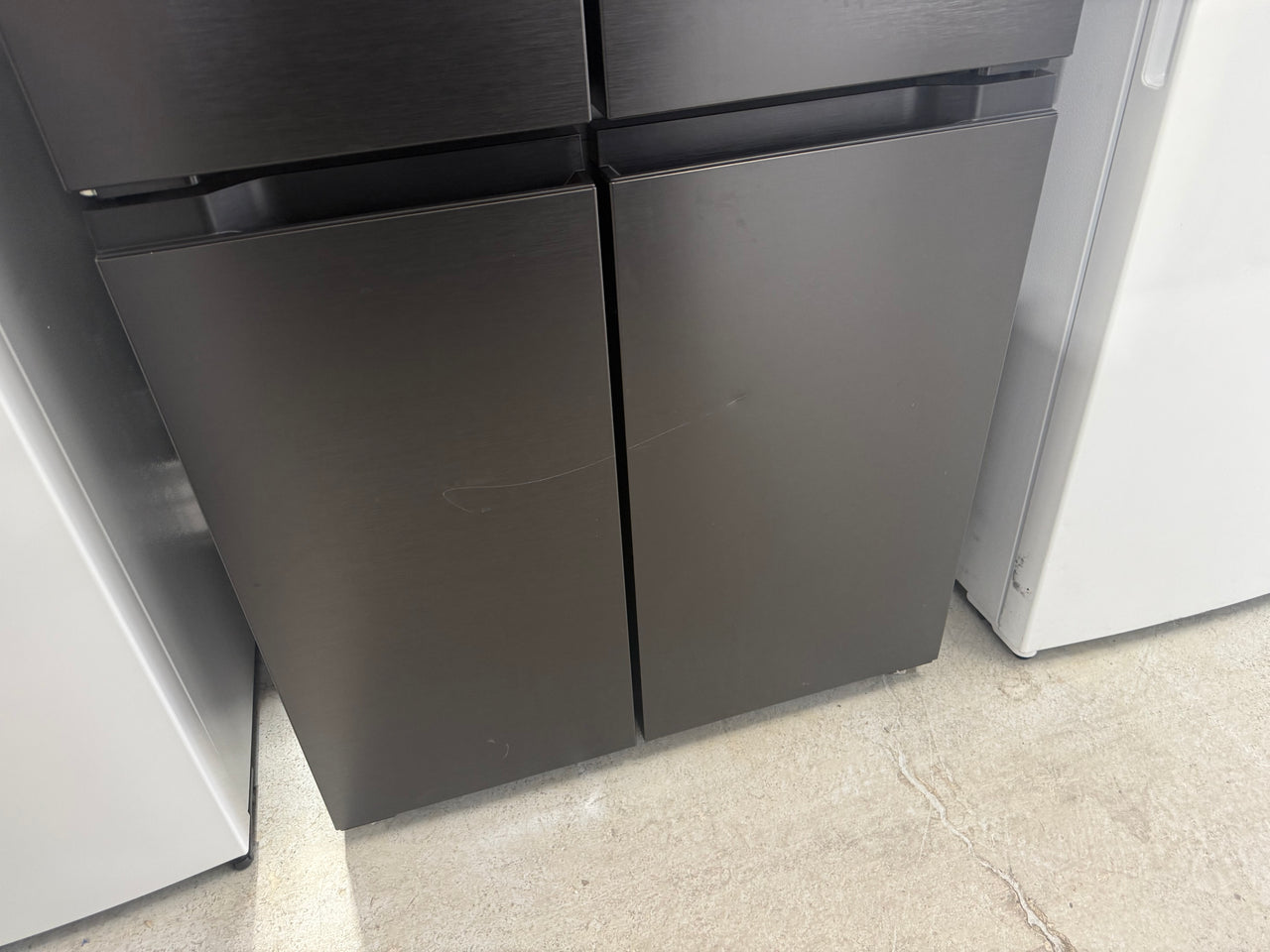 Factory second Westinghouse WQE4960BA – 496L Quad Door Refrigerator (Black) - Second Hand Appliances Geebung