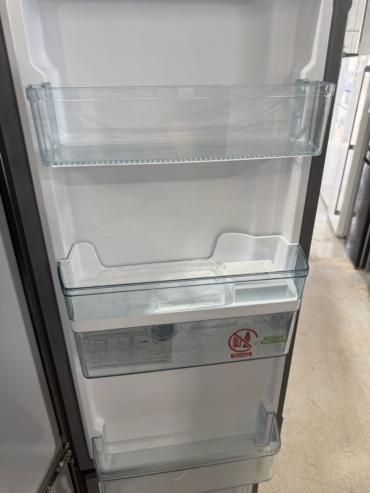 Factory second Westinghouse WQE4960BA – 496L Quad Door Refrigerator (Black) - Second Hand Appliances Geebung