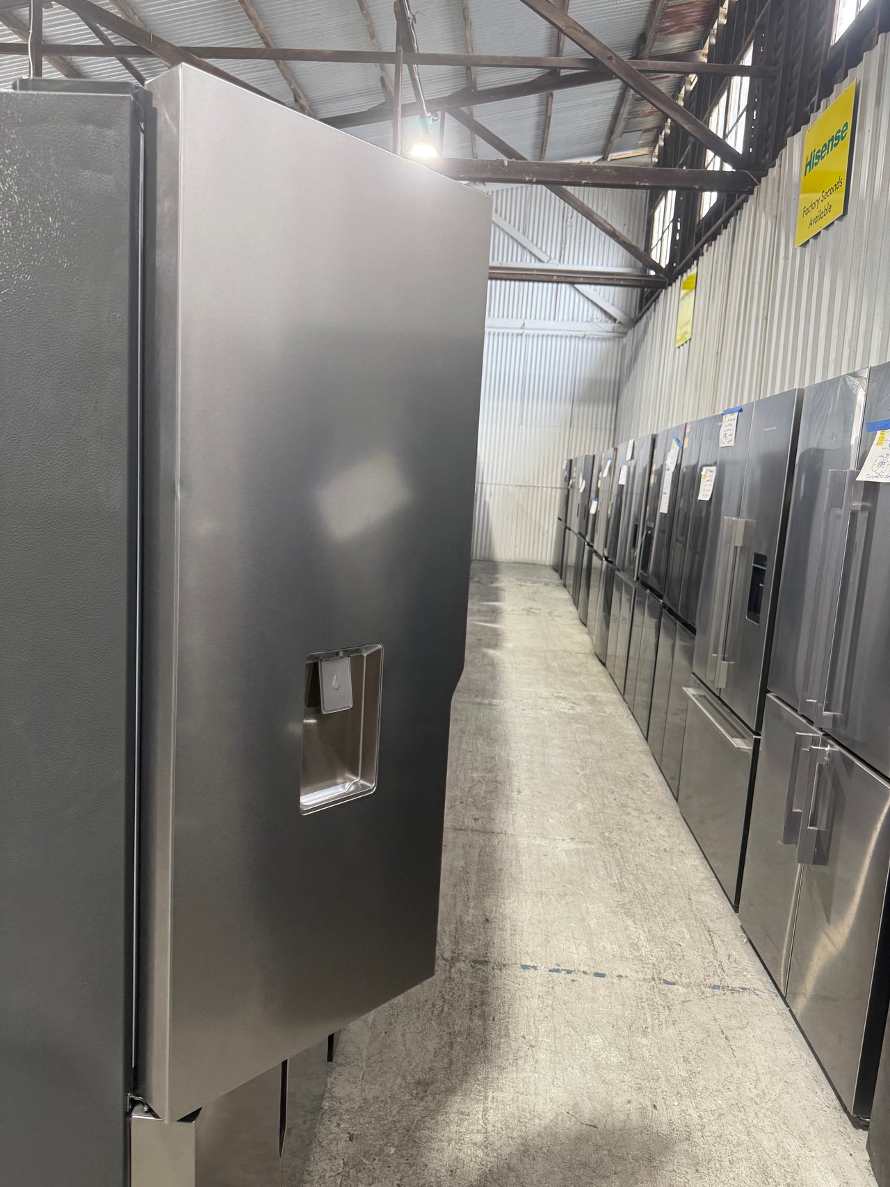 Factory second Westinghouse WQE5660SA is a 564-litre quad-door refrigerator - Second Hand Appliances Geebung