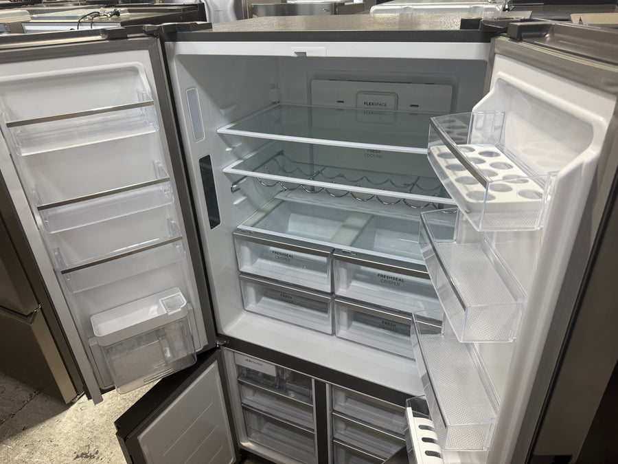 Factory second Westinghouse WQE5660SA is a 564-litre quad-door refrigerator - Second Hand Appliances Geebung