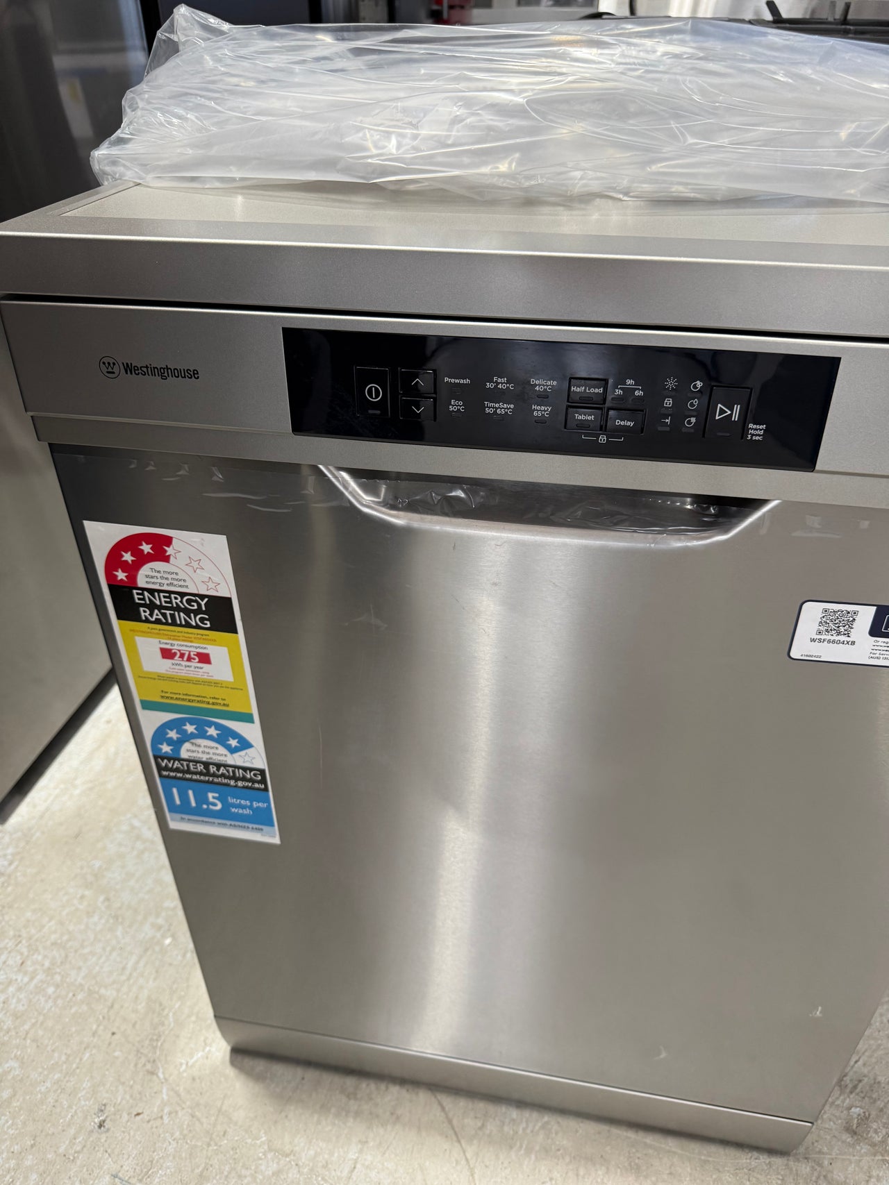 Factory second Westinghouse WSF6604XA 60cm freestanding stainless steel dishwasher - Second Hand Appliances Geebung