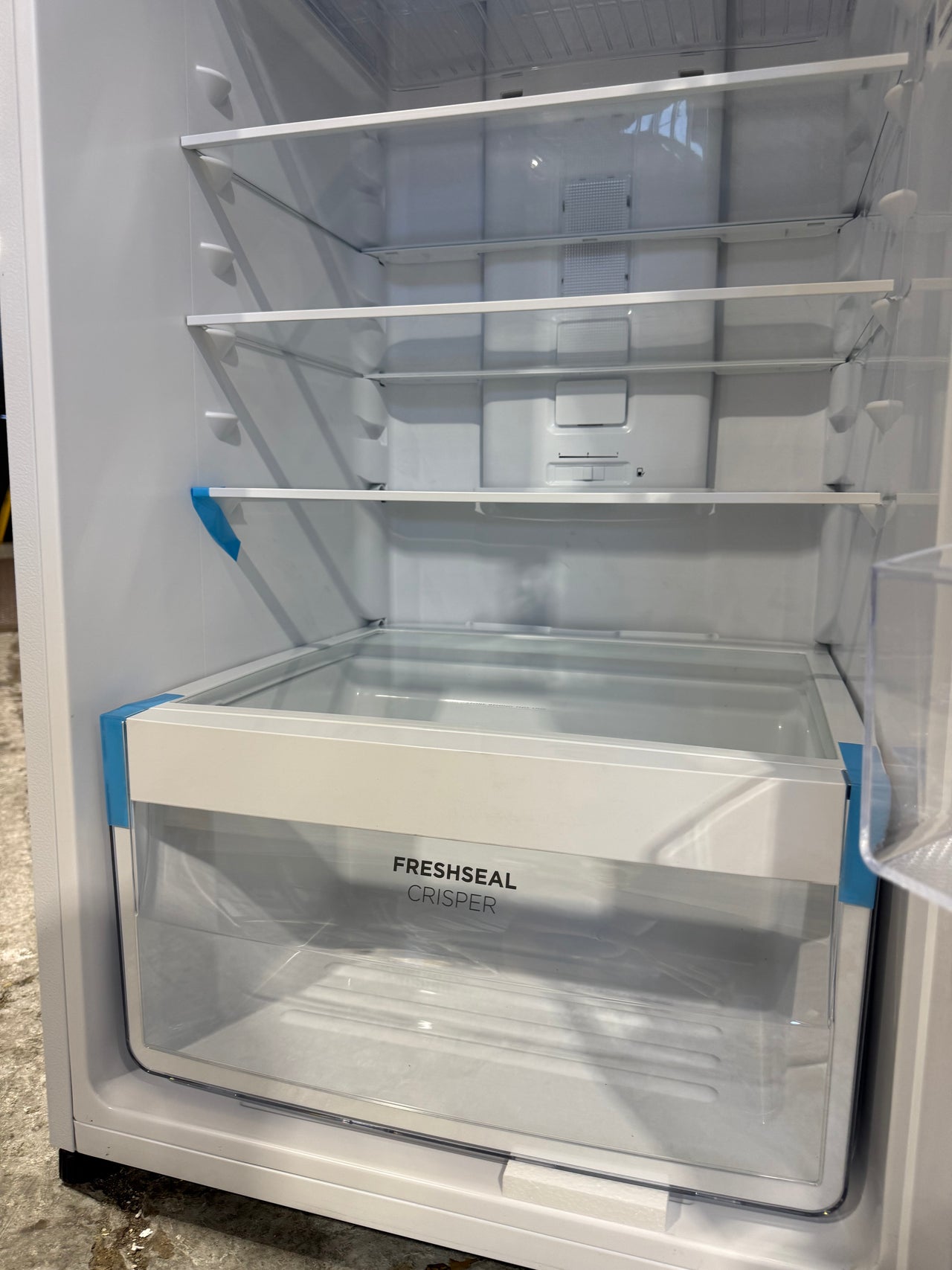 Factory second Westinghouse WTB3100WK 312L top mount refrigerator - Second Hand Appliances Geebung