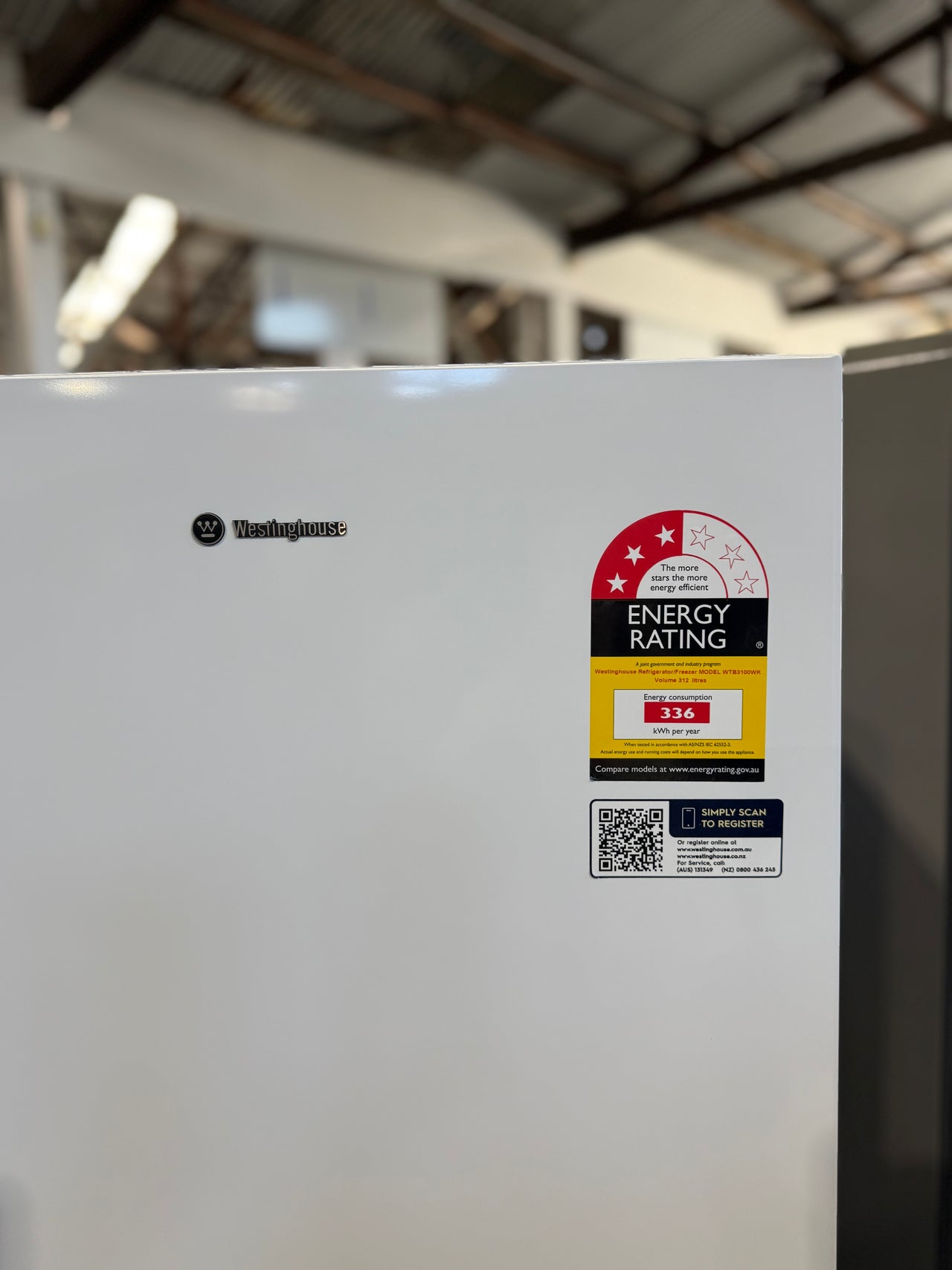 Factory second Westinghouse WTB3100WK 312L top mount refrigerator - Second Hand Appliances Geebung