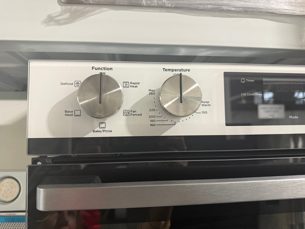 Buy Factory second Westinghouse WVE6565WD 60 cm Multi-Function Electric Built-In Oven with Separate Grill (White Finish) |  | [product_variant] | Second Hand Appliances Geebung Brisbane
