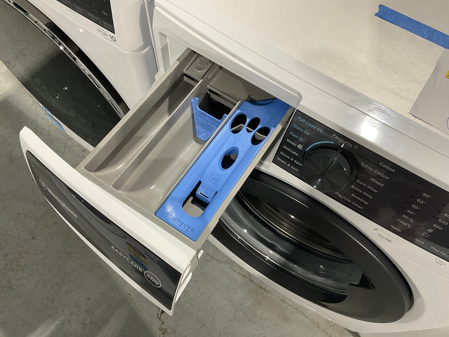 Transportation damaged Westinghouse WWF9024M5WA 9kg EasyCare Front Load Washer - Second Hand Appliances Geebung