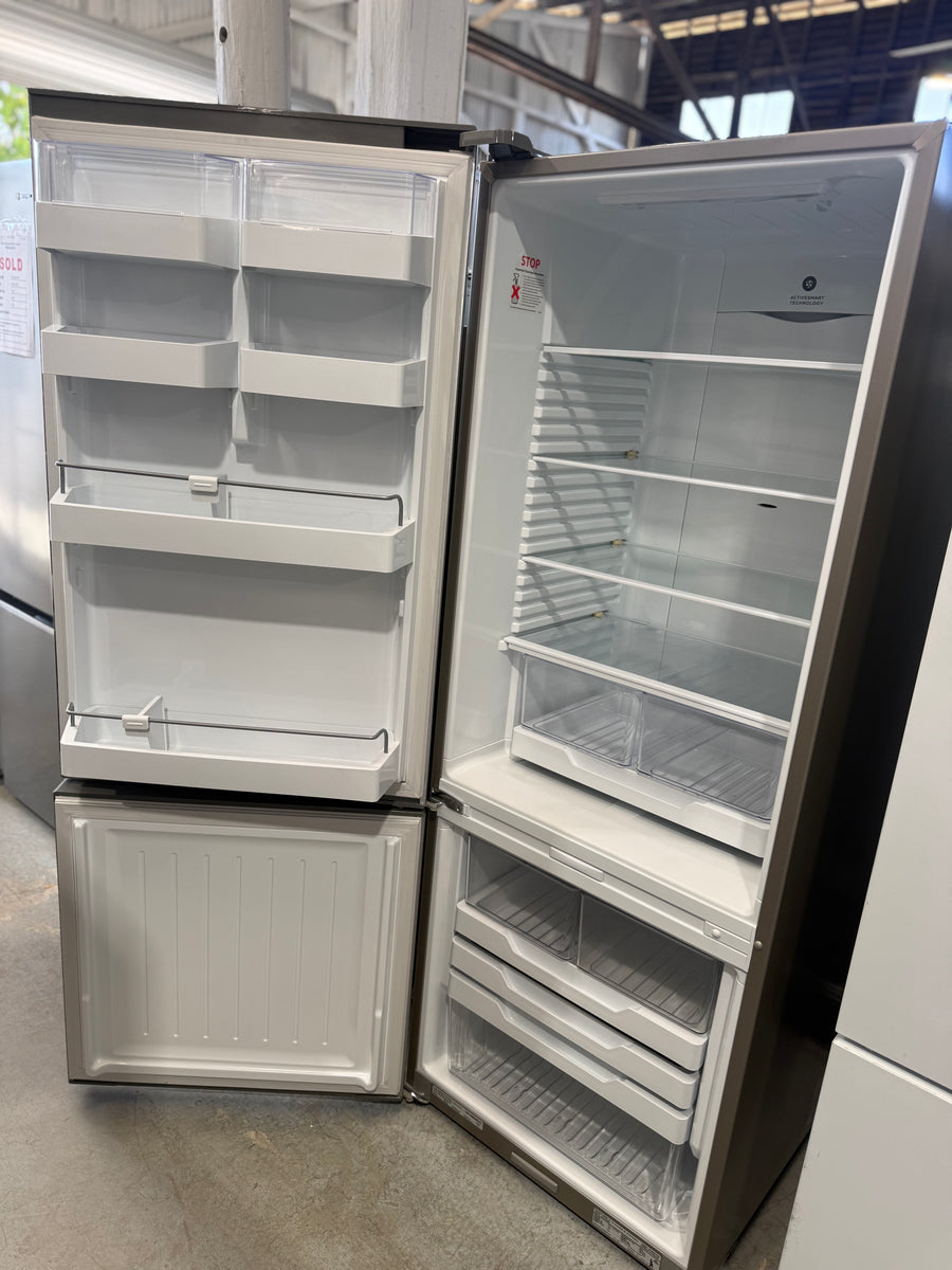 Fisher & Paykel 380L Bottom Mount Refrigerator – RF402BLYX5 - Second Hand Appliances Geebung