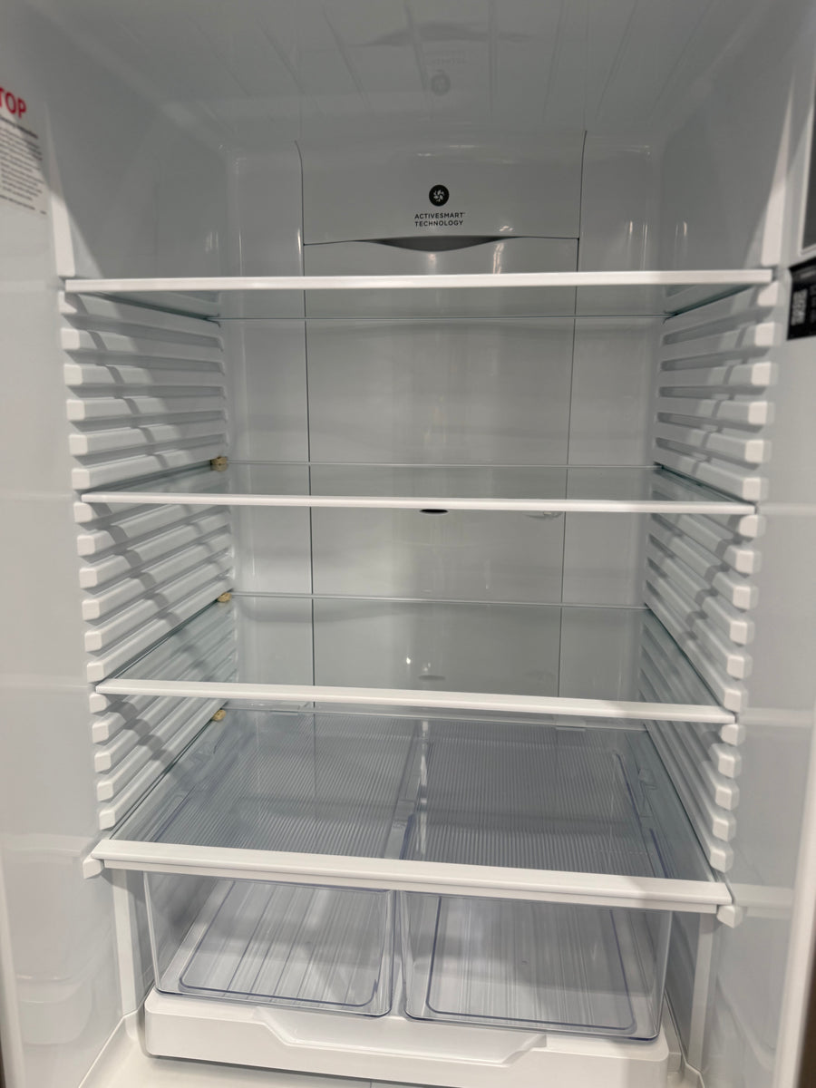Fisher & Paykel 380L Bottom Mount Refrigerator – RF402BLYX5 - Second Hand Appliances Geebung